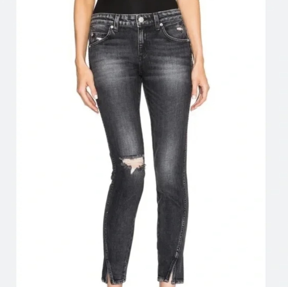 AMO Twist Vixen Destroy Black Distressed Denim Jeans